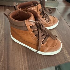 Toddler brown boots